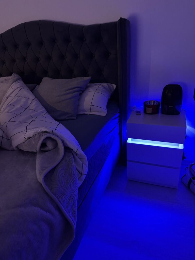 Image #1 from Debora