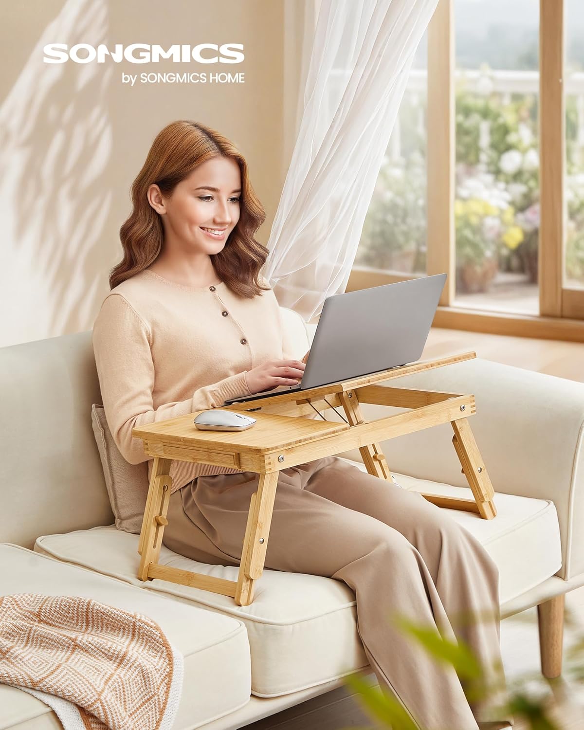 SONGMICS laptop- vagy reggelizőasztal, bambuszból, állítható magassággal és dőlésszöggel, oldalsó fiókkal, 68x35x22–32 cm, natúr - Image 9
