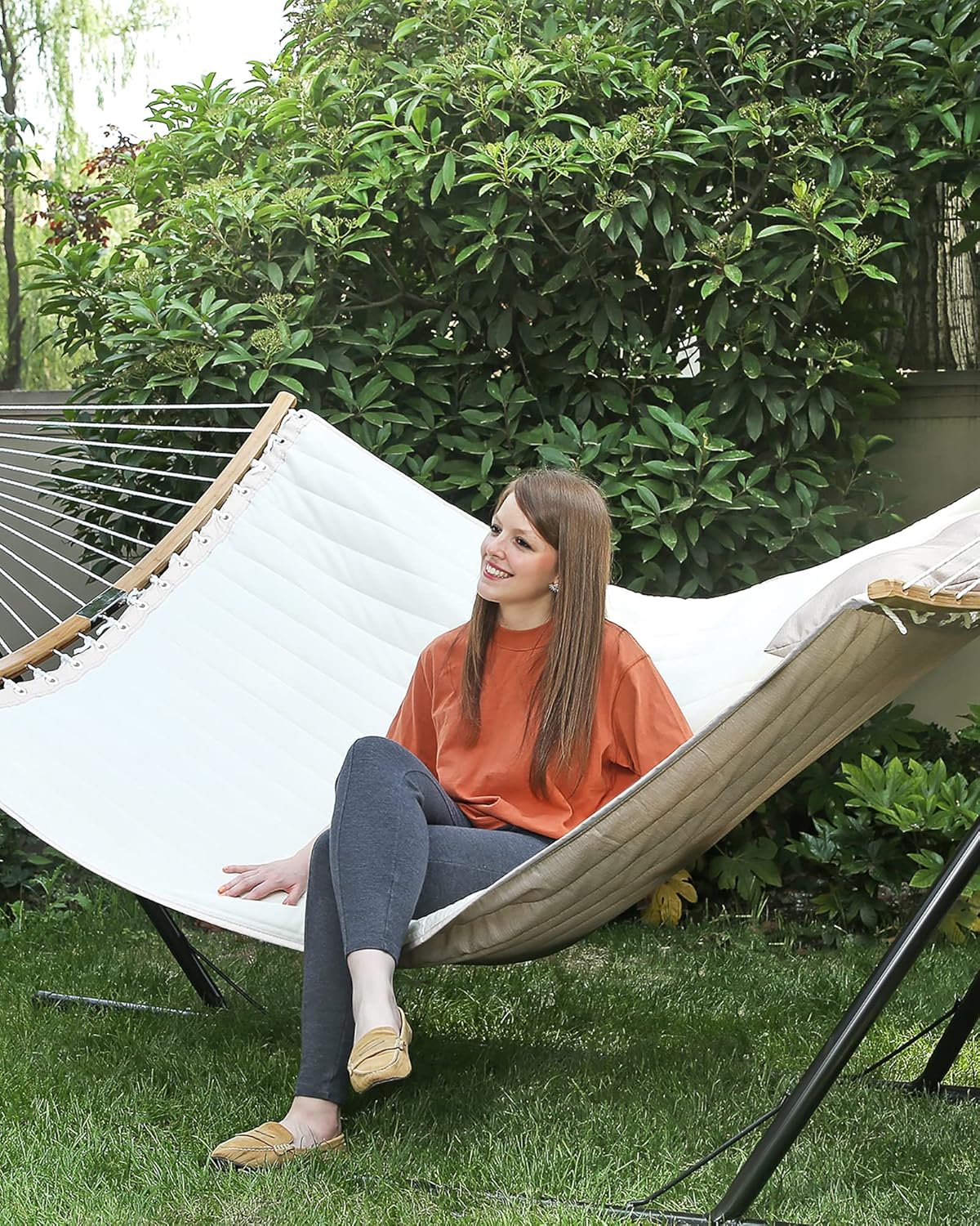 SONGMICS Kétszemélyes függőágy ívelt bambusz merevítőrudakkal, párnával, legfeljebb 225 kg teherbírással, 200 × 140 cm, krémszínű - Image 7