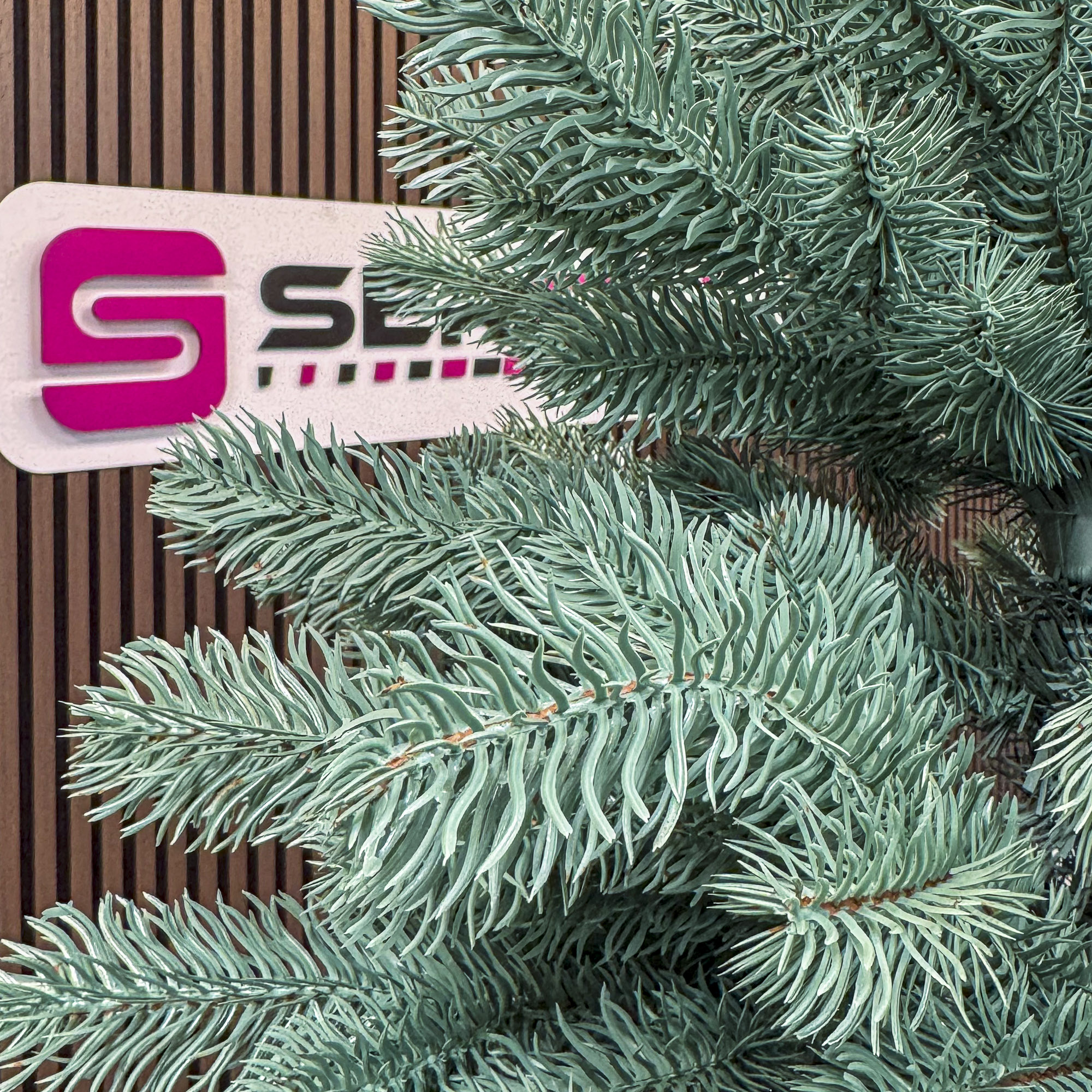 Sersimo Kovalivka Select ezüst műfenyő, Christmas Deluxe, teljes 3D, 230 cm - Image 15