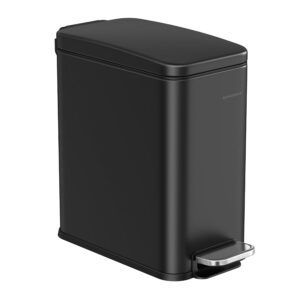 SONGMICS Pedálos szemetes, fürdőszobába, soft-close fedéllel és kivehető belső vödörrel, rozsdamentes acél, 5 liter, 30x14x29 cm, fekete