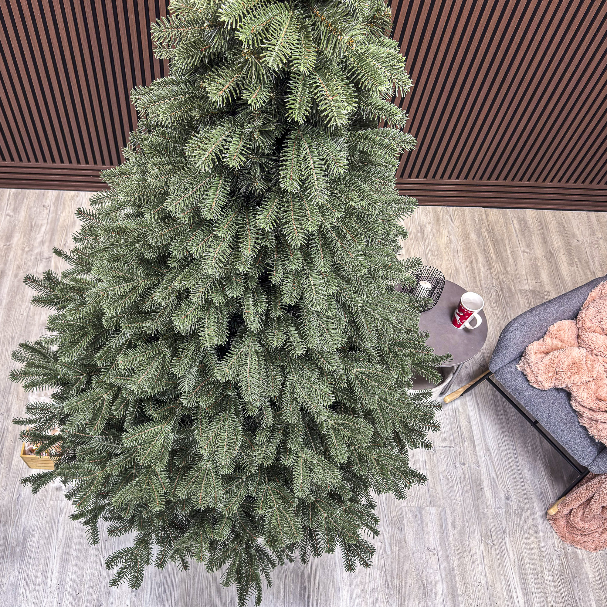 Műfenyő Christmas Deluxe by Sersimo, Norvégia zöld, 2D+3D mix, 210 cm - Image 16
